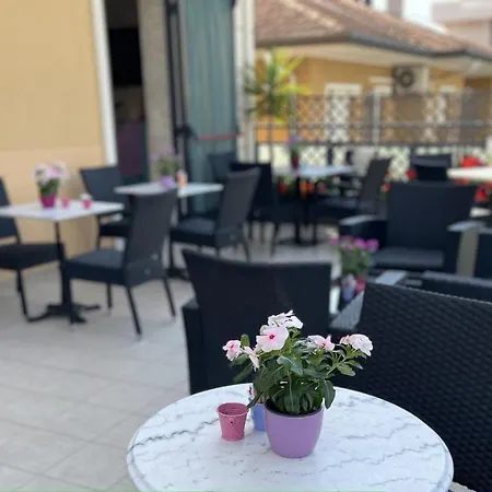 Hotel Liana-3